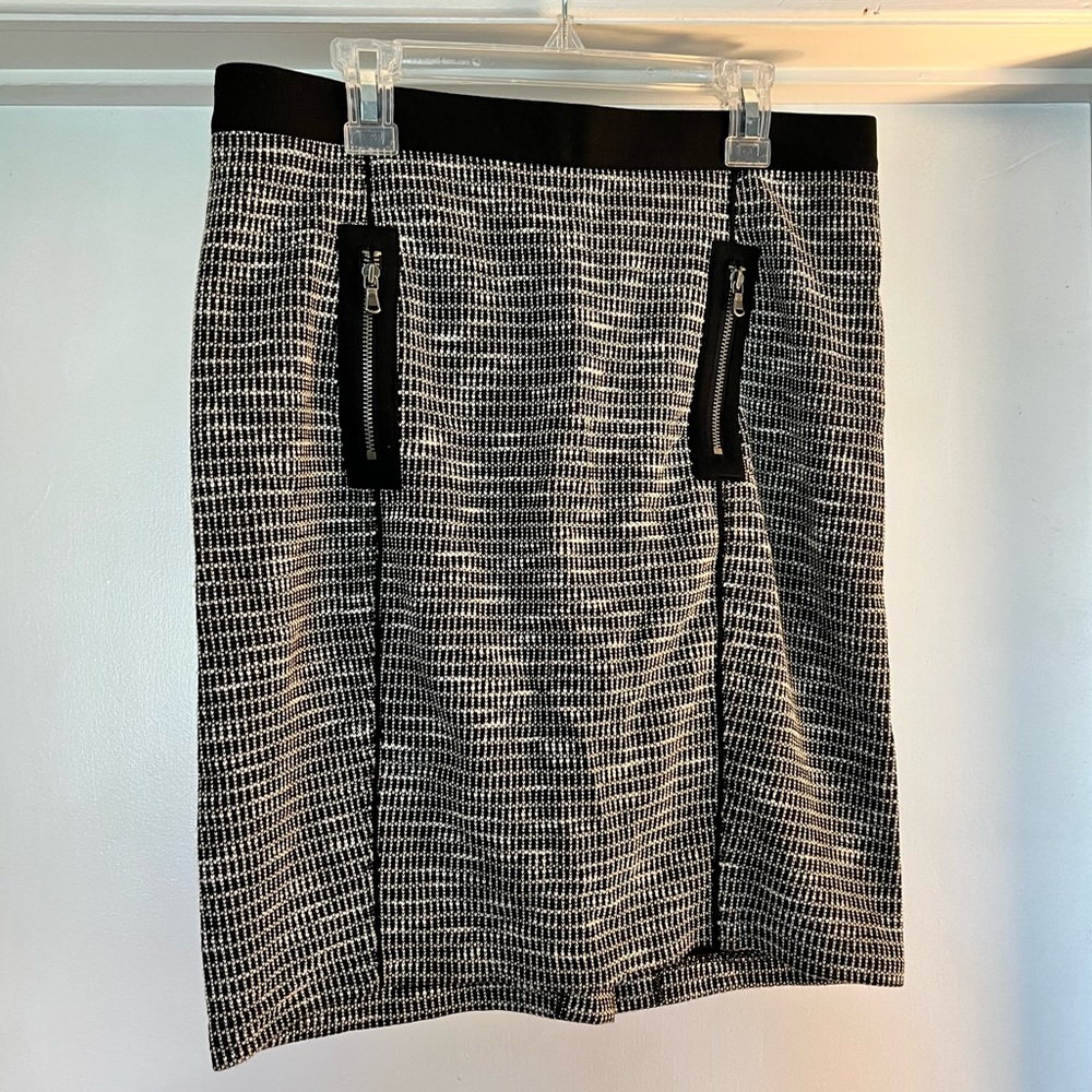 Club Monaco pencil skirt  💥2/10$💥